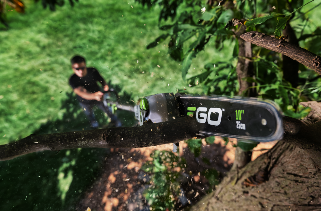 telescopic saw